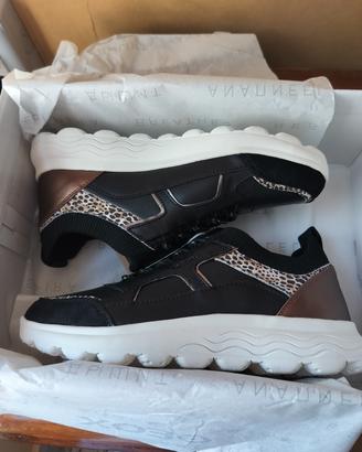 Scarpe Geox Spherica  nuove. numero 37. 