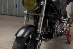 Monster 750 dark carb ASI