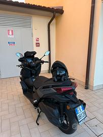 XMAX TECH MAX 300 2026