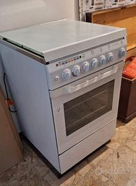 Completo forno e fornelli