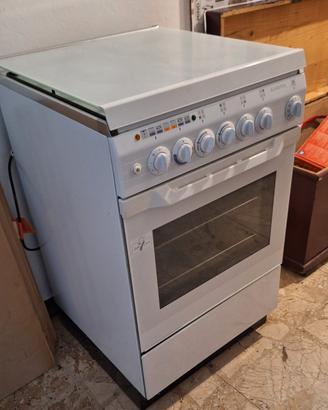 Completo forno e fornelli