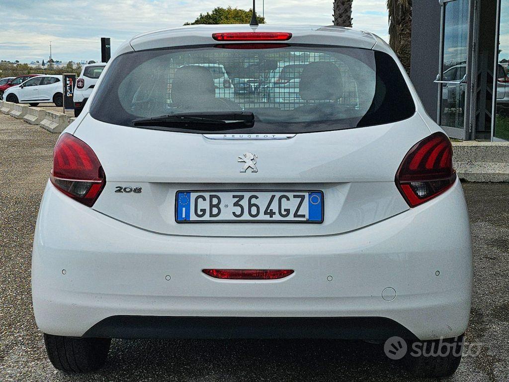 Peugeot 208 2020 photo 4