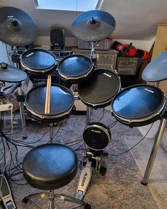 Batteria  elettronica  ALESIS DM10 Kit studio 