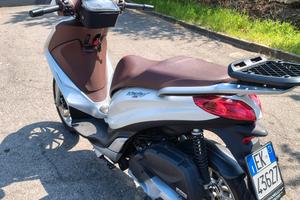 Piaggio Medley 150