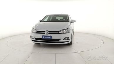 VOLKSWAGEN Polo VI 2017 - Polo 5p 1.0 tsi C U24797