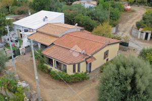 CASA SEMINDIPENDENTE A TERTENIA