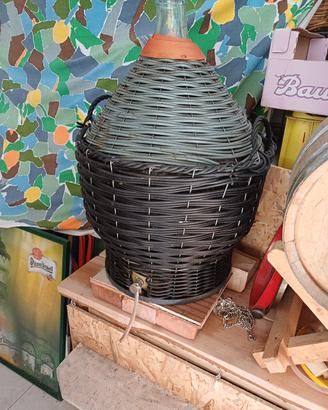 Damigiana 54 l. Vetro con rubinetto.