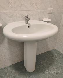 LAVANDINO con colonna 