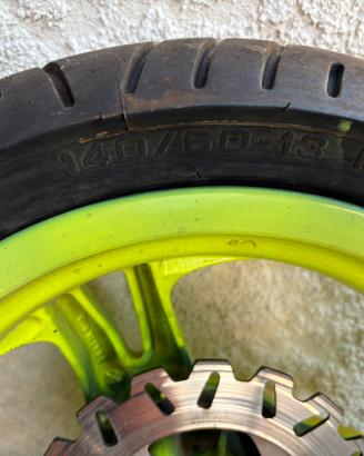 Cerchio con gomma Malaguti f12r minarelli orizz