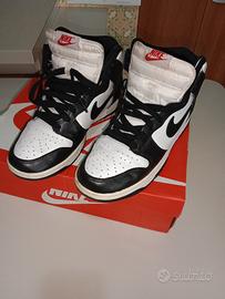 Scarpe.