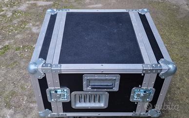 Finale FBT AX82 E CROSSOVER MCX 300 + FLIGT CASE