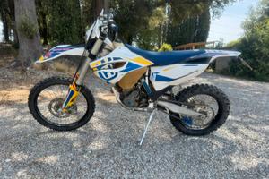 Husqvarna FE 250 4 tempi enduro*permuto