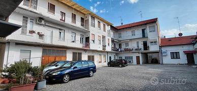 Ampia soluzione da ristrutturare