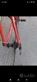 bicicletta da corsa basso Coral 