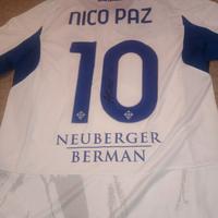maglietta autografata di Nico paz