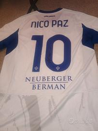 maglietta autografata di Nico paz