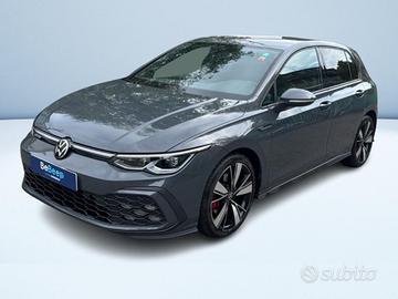 Volkswagen Golf 2.0 tdi GTD 200cv dsg