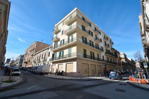 VIA DEL VESPRO - 3 locali luminoso in pieno centro