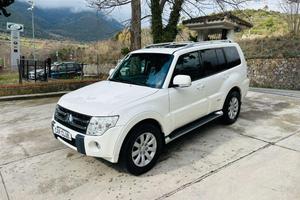 Mitsubishi Pajero 3.2 DI-D 200cv Aut. 7p.Instyle