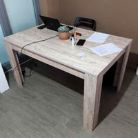 Tavolo allungabile moderno in legno