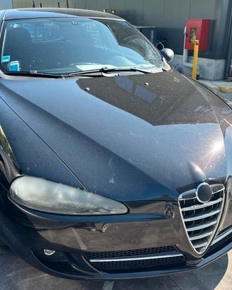 ALFA ROMEO 147 per ricambi usati