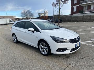 Opel Astra 2020
