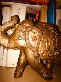 Elefante in rame e ottone