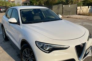 Stelvio 2.2 automatica diesel