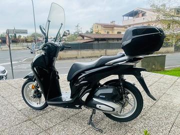 HONDA SH 150 TUTTO INCLUSO ANCHE PASSAGGIO! MINI