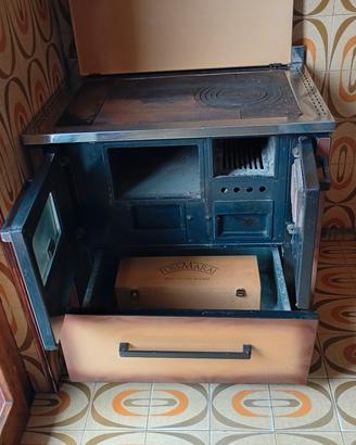  stufa a legna con forno e cassettone