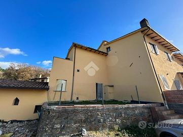 3 LOCALI A DERUTA