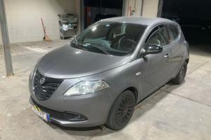 Lancia Ypsilon 1.2 69 CV 5 porte GPL Ecochic Plati