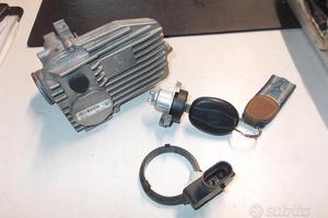 X Beverly RST 300 : corpo farfallato CM081720