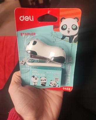 pinzatrice panda
