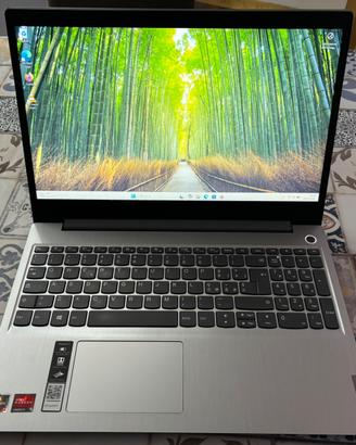 Lenovo IdeaPad 3 Ryzen 7 / SSD 500GB / 8GB RAM