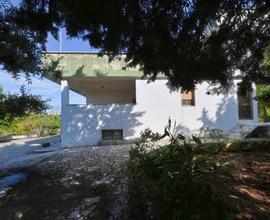 Villa a Putignano, 4 locali