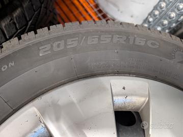 cerchi e gomme