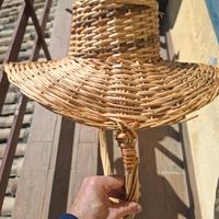Cestino a cappello in vimini 