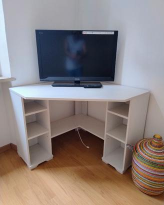 Scrivania angolare Ikea
