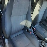 ALFA ROMEO 147 ANNO 2009 - TAPPEZZERIA