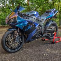 YAMAHA R1 2008 