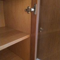 Armadio con vetrinetta