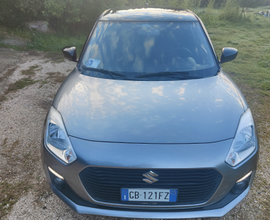 Suzuki Swift hybrid 1.2 bicolor