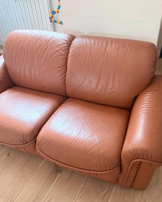 Divano vintage in pelle 2 posti
