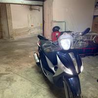 Piaggio  medley 125