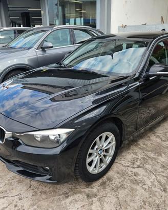 BMW 318 d xDrive Touring
