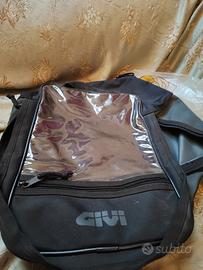 borsa GIVi  serbatoio moto con magneti 