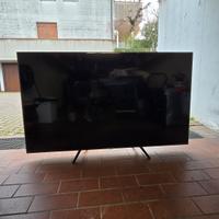 Hisense 65"