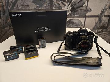Fotocamera Mirrorless Fujifilm X-S10 (solo corpo)