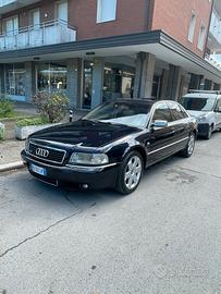 AUDI A8 3.3 2001